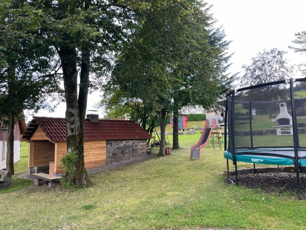 Ferienhaus_Rhoen_Garten