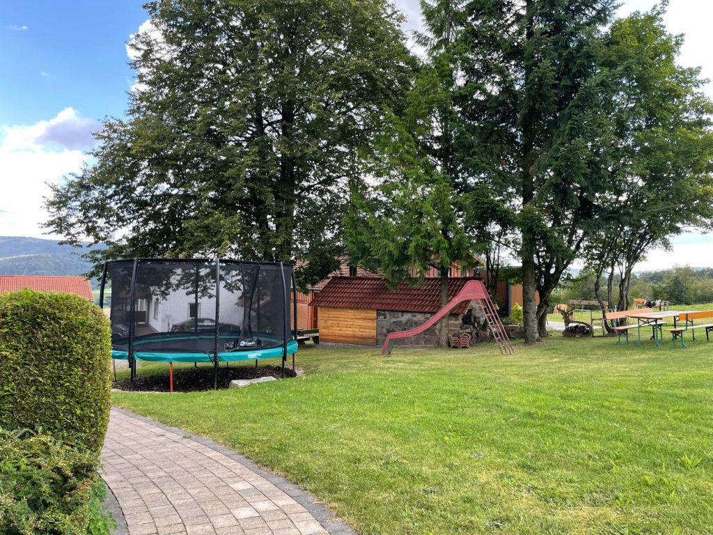 Ferienhaus_Rhoen_Garten